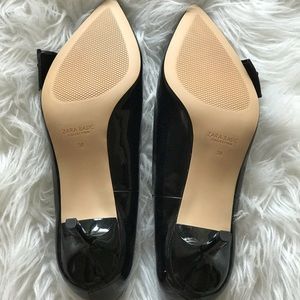 Zara Shoes - Black Bow Zara kitten heels Zara Shoes - Black Bow Zara kitten heels